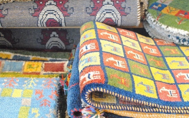 イランの手織り絨毯展