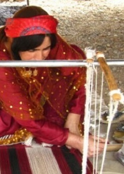 イランの手織り絨毯展